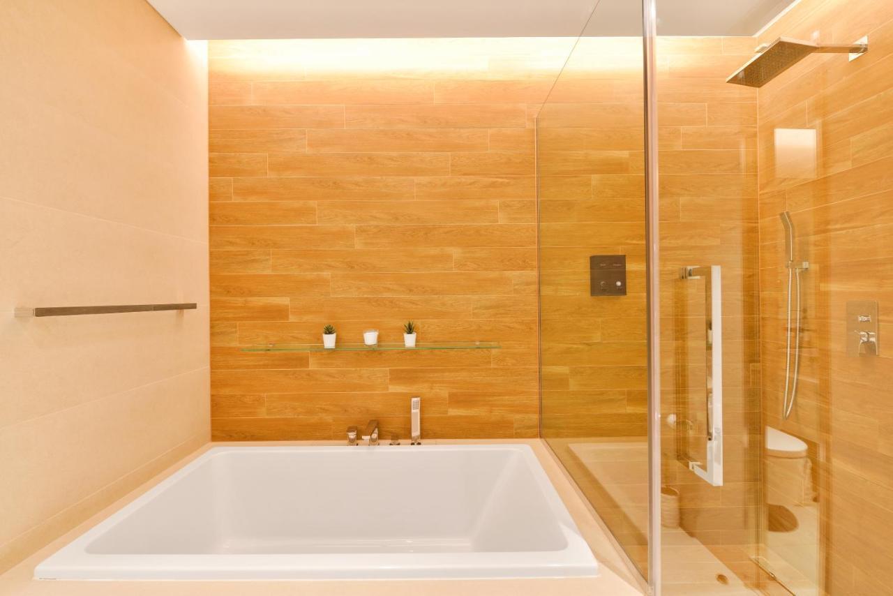 Luxurious 3 Bedroom W Maidroom In Bluewaters Island Dubai Exterior photo